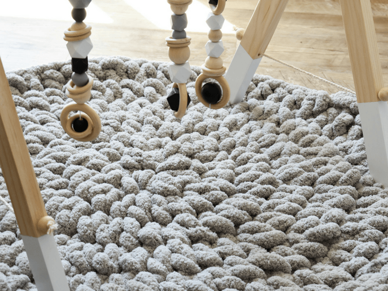 Free DIY Easy Chunky Crochet Rug Pattern with Super Bulky Yarn