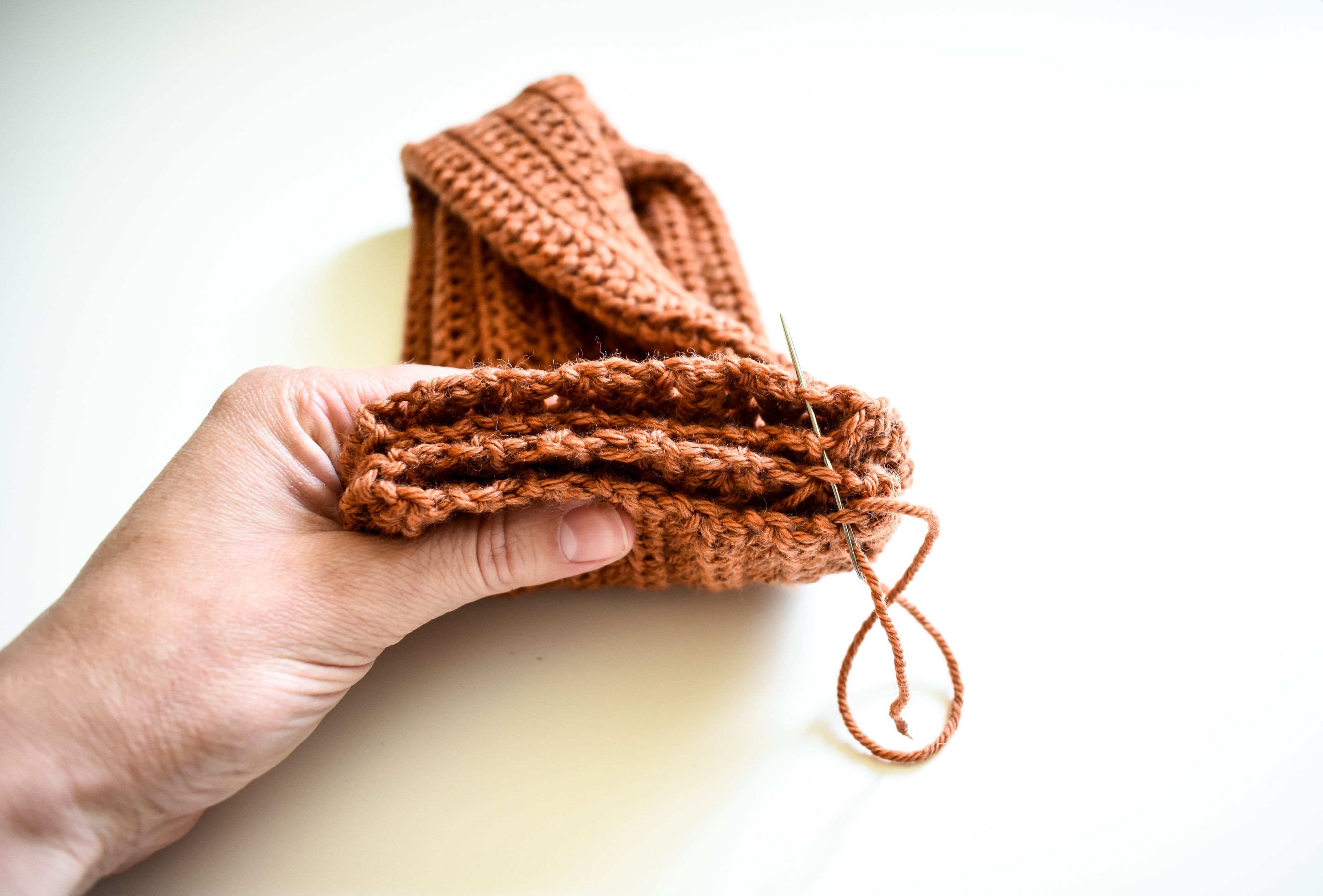 How to sew together a crochet headband