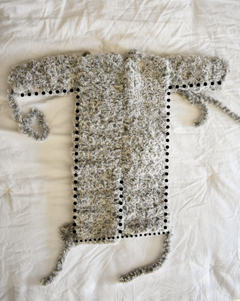 A Cozy Crochet Baby Bunting Pattern That Will Give You Baby Fever