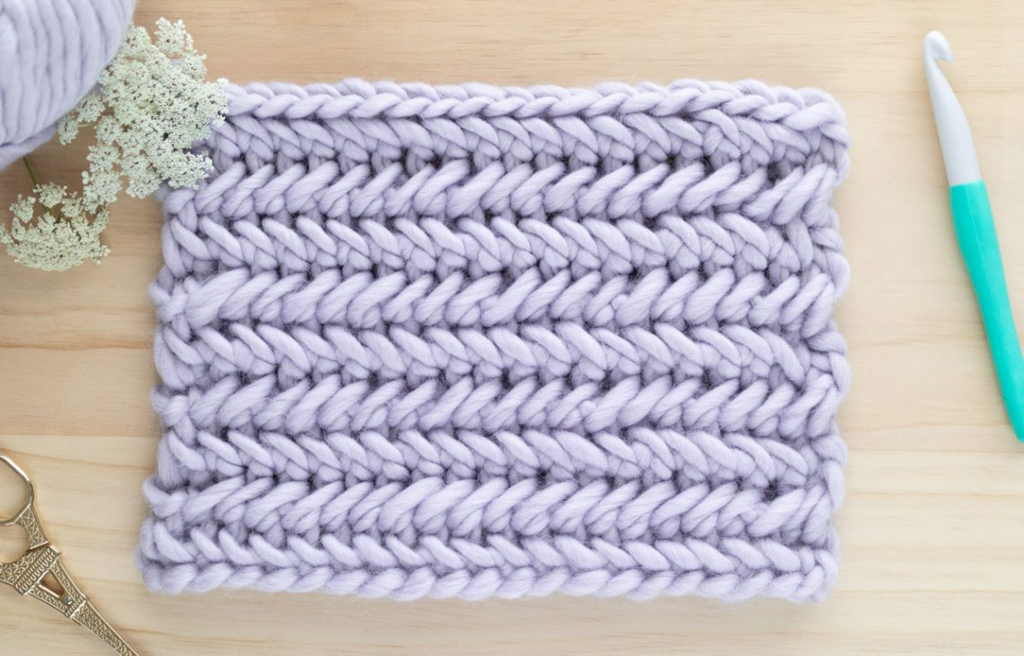 STITCHES 101: HERRINGBONE SINGLE CROCHET STITCH